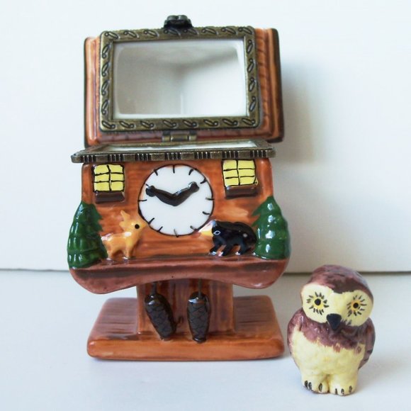 Porcelain trinket box with owl (#EV383) - Picture 3 of 3